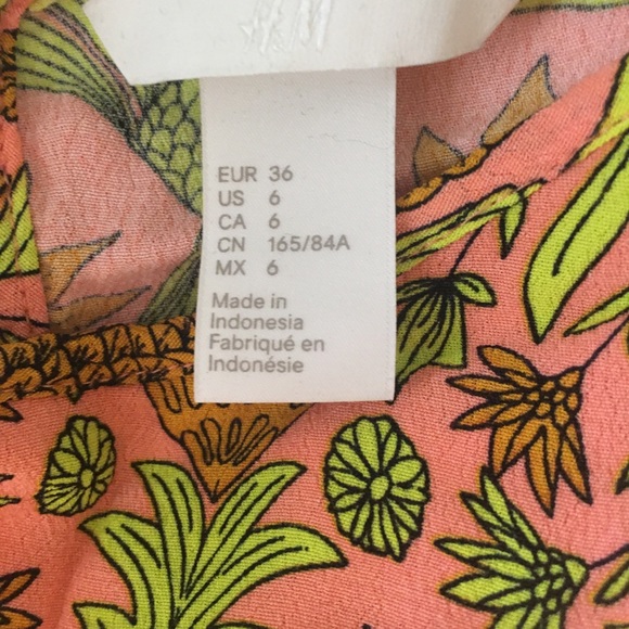 Pink & yellow print top - Picture 4 of 5